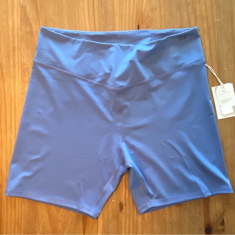 Women’s high waisted workout shorts